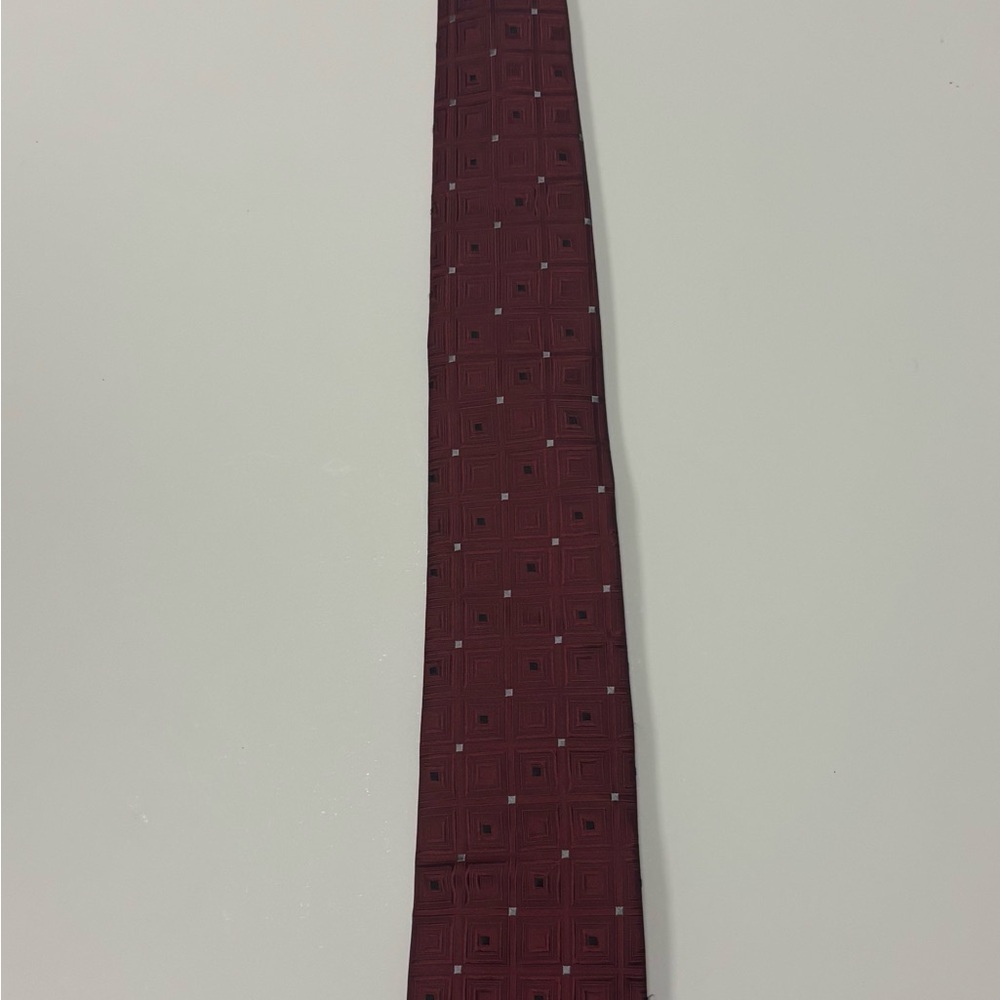 Madison Burgundy Geometric Tie | Classic Men’s Necktie